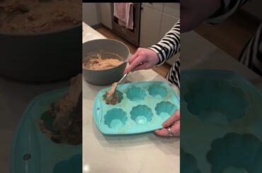 25g Protein Muffin Recipe #superfoodsnacks