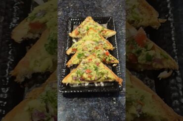 Ultimate Avocado Toast Recipe - Quick, Healthy & Delicious@Riyanshihomekitchen#shorts #avocado