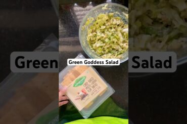 Healthy Girl Breakfast! #greensalad #saladrecipe #healthyfood