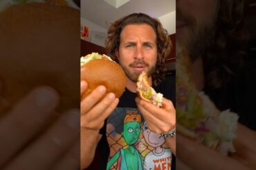 This 439 Calorie Sandwich Has 47g Protein (And it's HUGE)