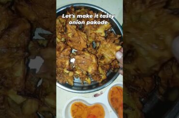 Tasty onion pakode ki recipe #shorts #tasty #easy #healthy #eveningsnacks @Unique_shorts_14