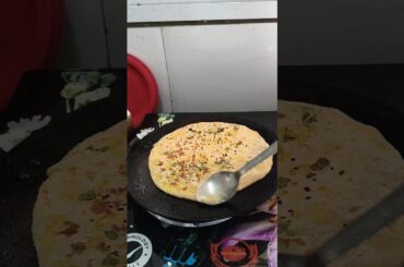 Make Loan crispy paratha roti ! #recipe #mixparatha #viralshort #trending #homemadefood #healthy