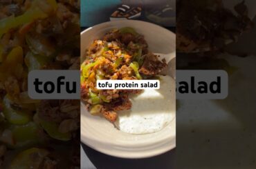 HEALTHY GIRL BREAKFAST!! #tofusalad #healthybreakfast