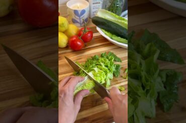 Roasted Chickpea Salad #salad #healthyrecipes #mealprep #easysaladrecipe #chickpeas