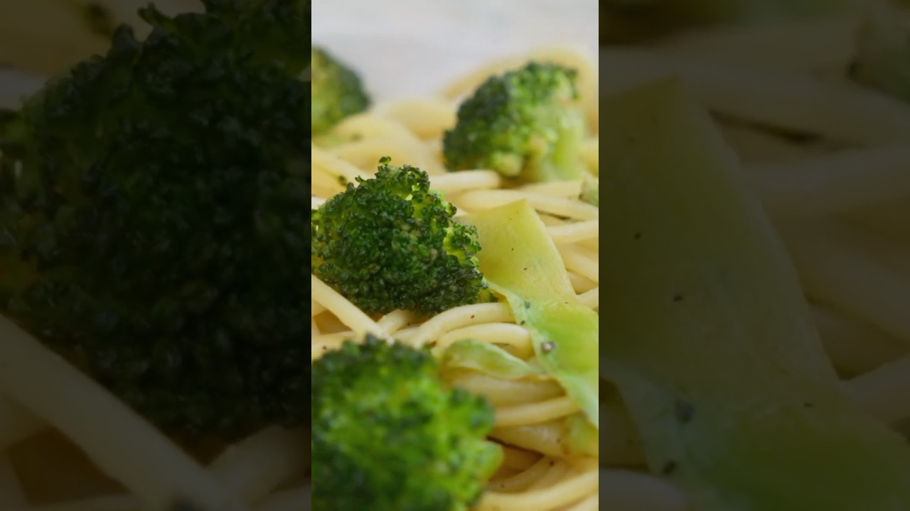 Super Healthy Pasta Primavera Clean Eating Recipe in 15 Minutes, No Sugar! Super Healthy Pasta Primavera Clean Eating Recipe in 15 Minutes, No Sugar!