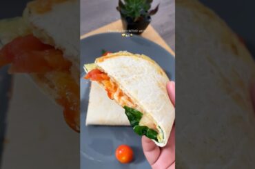 Healthy breakfast wrap recipe | Viral Tiktok breakfast wrap #asmrcooking #caloriedeficit #shorts