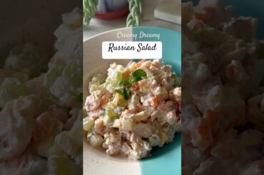 A super healthy salad in minutes, or how I pretend to be a healthy human #healthy #quicksalad #salad