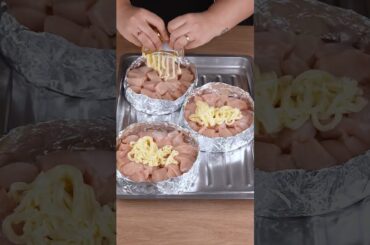 I learned this in a restaurant! This is the tastiest chicken I've ever had