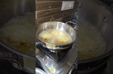 Vedi Vedi Garelu | Leela's Kitchen|#coversong #food #summer #garelu #snacks #telugurecipes #healthy