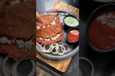 TRY THIS HEALTHY BREAKFAST RECIPE RASOI GHAR #shortsvideo #food #chillarecipe #beatroot #cooking