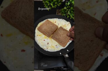 Healthy brown bread and egg toast #shortsvideo