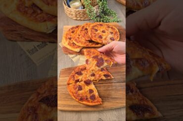 Healthy Cottage Cheese Mini Pizzas #pizza #healthy #shorts