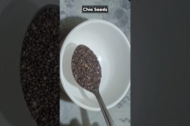 How To Soak Chia Seeds | Chia Seeds Drink | #shorts #viralvideo #chiaseeds #chiaseedsdrink #food