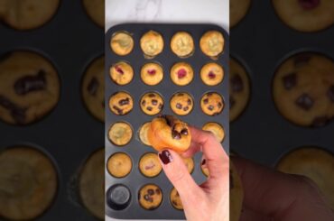 EASY BREAKFAST MUFFINS!