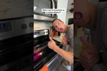 Healthy breakfast:4 eggs (scrambled)Avacado toast (bread or bagel) w/honey #runner #fyp #viral