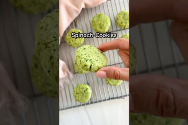 Spinach Cookies #kidssnacks #kidsfood #toddlersnacks #toddlerfood #healthyrecipes #healthysnacks