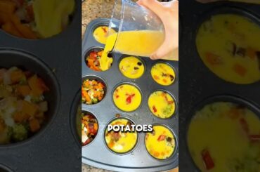 Just trying to eat healthy and suddenly I’m cracking eggs to the beat of rap. #brunch #easyrecipe