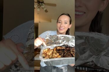 WHAT TO MAKE YOUR POSTPARTUM FRIEND: Easy Healthy Dinner Idea #dinnerideas #postpartum