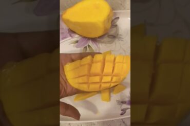 mango#shraddhakapoor#about #mango #health#diet #fruits #fruitcarving #fruitcutting #salad #recipe
