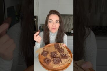 I can’t stop making this Healthy Chocolate Banana Brownie #glutenfree #shorts