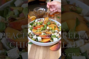 Peach Mozzarella Chicken Salad #peach #healthysalad #summerrecipes