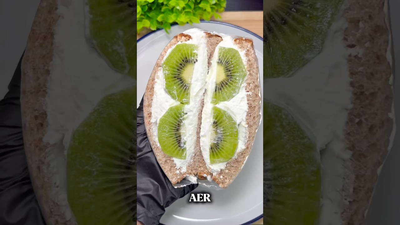 Delicious Kiwi Sando #shorts Delicious Kiwi Sando #shorts