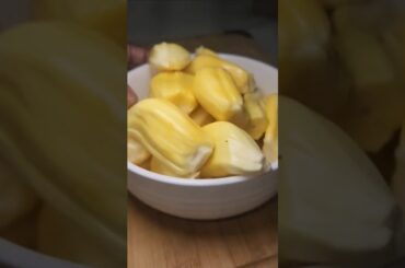 Ripe Healthy JackFruit #shorts #recipe #youtubeshorts #healthy #fruit #africa