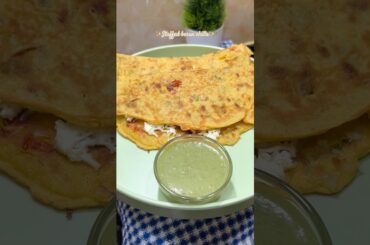 Stuffed besan chilla||Healthy breakfast recipe #besanchila #chilla #youtubeshorts #shorts