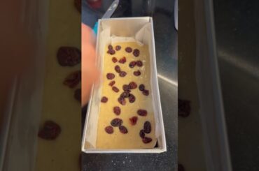 One bowl banana bread #banana #bread #bake #homebaker #healthy #tasty #soft #moistcake #yummy #love