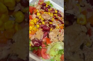 Satisfying Tuna salad #salad #yummy #trendingshorts #viralshortvideo #satisfying #asmr #healthy #fyp