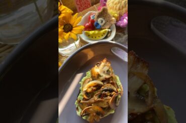 5 Minutes Breakfast Recipe | Easy Avocado Toast | Healthy Breakfast Recipe #shorts #recipe #avocado