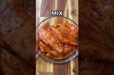 Healthy Hot Honey Buffalo Chicken Tenders! #lowcalorie #friedchicken #highprotein #healthyrecioed