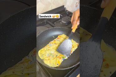 Breakfast inspiration So colorful, tasty, delicious, healthy sandwich Save and try it. #sandwich