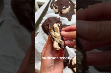 Banana Ice Cream Sandwiches | the perfect healthy summer treat #shorts #glutenfree #healthydessert