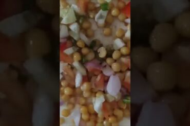 Healthy snacks chole chat #cholechaatrecipe #ytshorts #subscribe #trending #viralvideo #yt #youtube