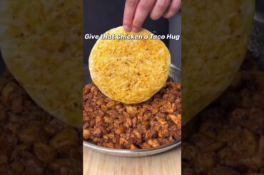 HIGH PROTEIN Crispy Chicken Tacos #tacos #chicken #protein #shorts