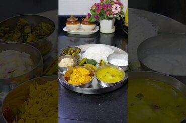 Today's Simple Veg Thali For Lunch | Niramish Thali | Lunch Thali Ideas #shorts #ytshorts #cooking