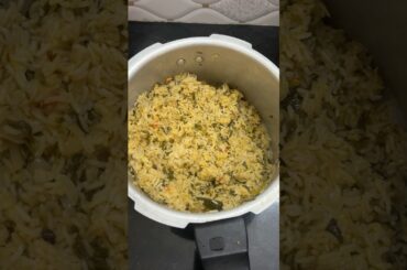 Green leaves kichidi# lunch box recipe # healthy lunch box recipe