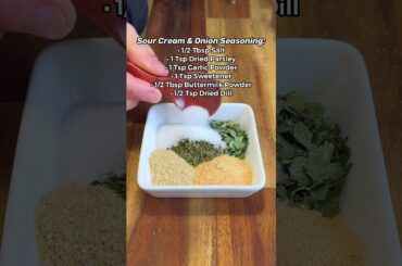 Healthy & Easy Low Calorie Sour Cream & Onion Potato Chips! #lowcalorie #healthyrecipes #easyrecipe