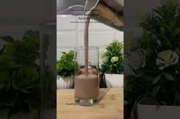 Healthy chocolate smoothie #recipe #healthyrecipes #ranveerbrar #masterchef #shorts #healthy