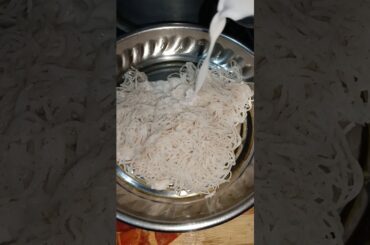 Idiyappam recipe for dinner#healthy dinner recipe#shortvideo#youtubeshorts#subscribe#viralshorts#yt