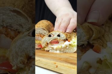 Malik Ne Banaya chicken subway #niralecomedian #shorts #ytshorts #ytviral #ytshortsvideo