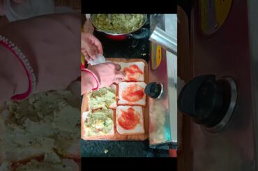 alloo sandwich #sandwich #sandwhichrecipe #breakfastsandwich #shortvideo #viral #ytshorts