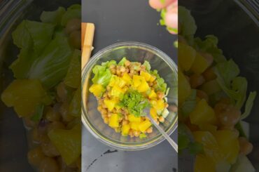 Chickpea Pineapple Crunch - Healthy Salad Recipe #saladrecipe #cucumbersalad #shorts