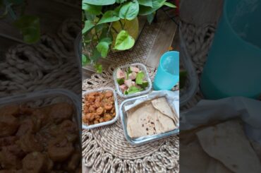 What I packed for Monday’s Lunchbox#viral#trending#lunchbox#food#shorts#lunch#fyp#ashortaday#curry