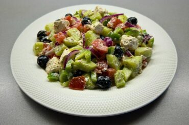 Easy Greek Salad Recipe | Fresh, Crunchy & Ready in 10 Minutes!