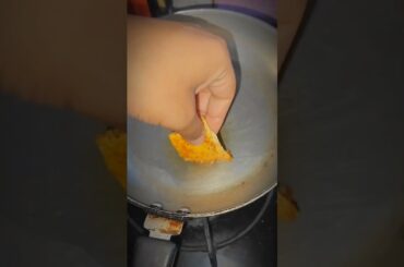 Homemade Paneer Roll Recipe | Low-Calorie & Healthy Snack!#PaneerRoll #HealthySnack #LowCalorieRecip