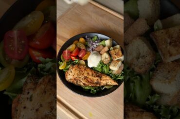 Kabhi kabhi (sometime sometime) y ladki bhi (this girl also) acha, khana khati h (eats healthy food)