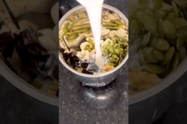 Healthy high protein smoothie recipe|| #bhagiskitchen #cooking #youtubeshorts #viralvideo #shorts