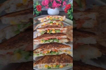 #Sendvich ##Mini pizza sendvich #snacks #healthy sendvich #bread #viral shorts #foodie dunya mery